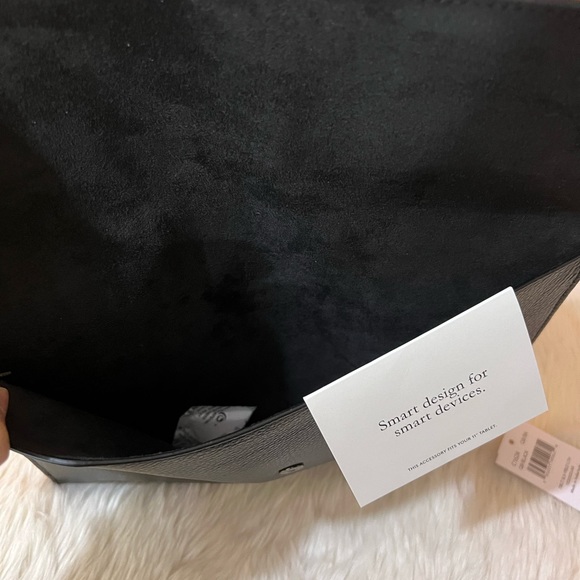 NWT Coach leather Tablet Sleeve - Picture 7 of 7